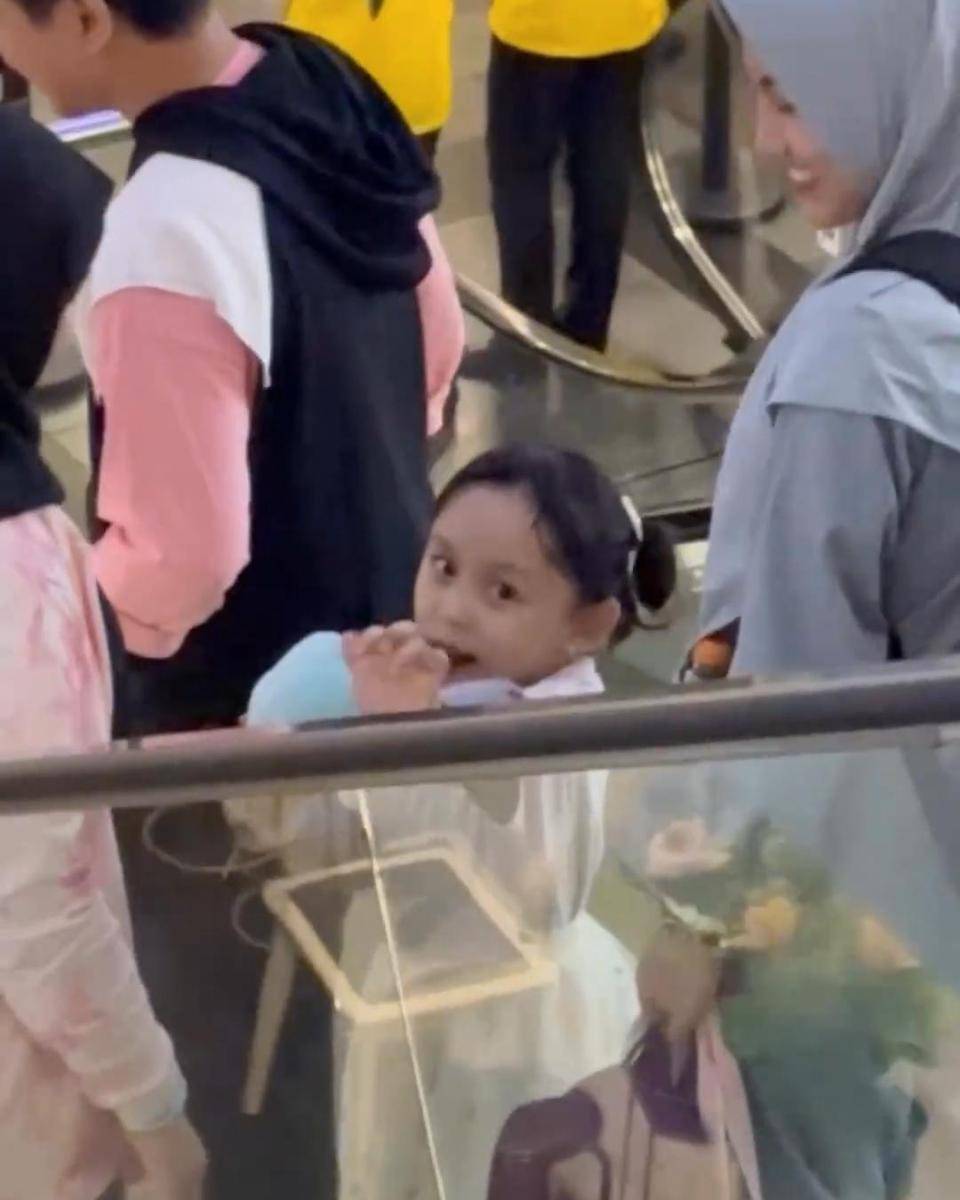 Instagram.com/mbun.id